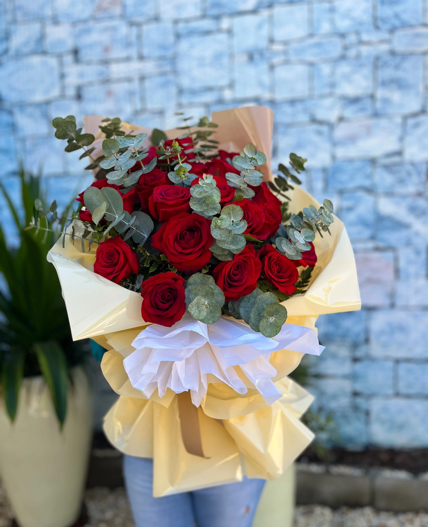 Clássico, elegante e atemporal. Porque alguns sentimentos merecem ser entregues em forma de flores. 🌹✨